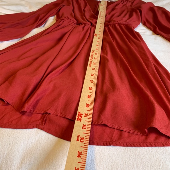 Lush Long Sleeve Mini Dress Rust Red V-Neckline Fit and Flare Size Small - Picture 8 of 9